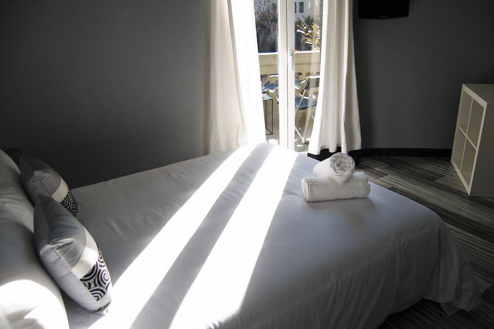 Boutique Khronos Pensión 2*